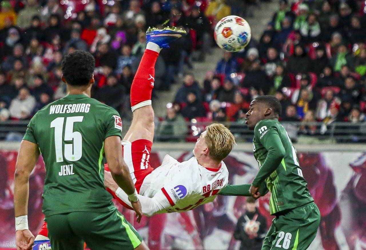 2-2大冷门，仅32%控球率仍不输，德甲第15战平德甲第4